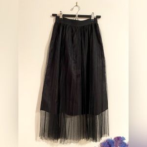 Zara Black Tulle Skirt, Size Medium (or 28)